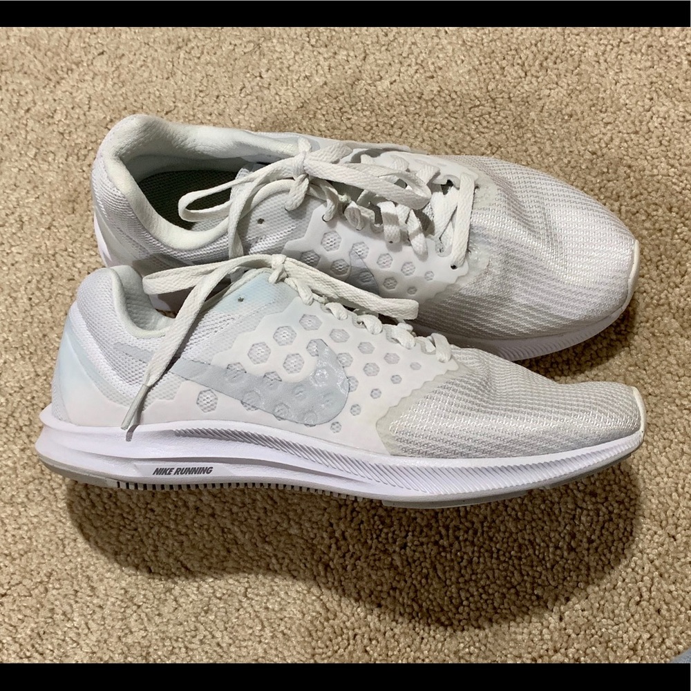 Gorgeous Nike running shoes all white